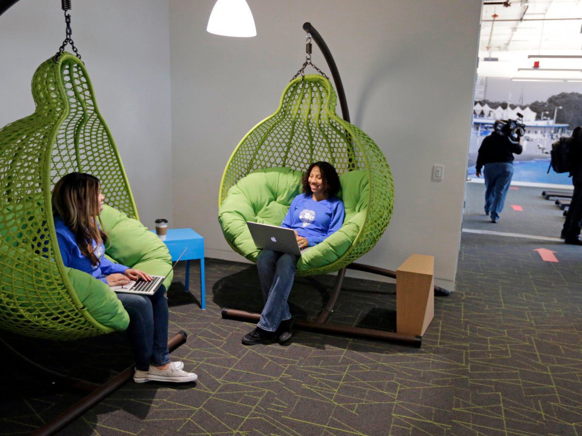 these-hanging-pods-in-the-chicago-office-look-super-comfortable--and-can-act-as-a-meeting-space
